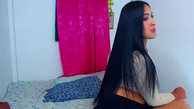 Snapshot of misss_estrella chatting on 22, 9, 2025 misss estrella online show from 22, 9, 2025