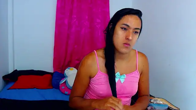 Snapshot of misss_estrella chatting on 26, 11, 2025 misss estrella online show from 26, 11, 2025