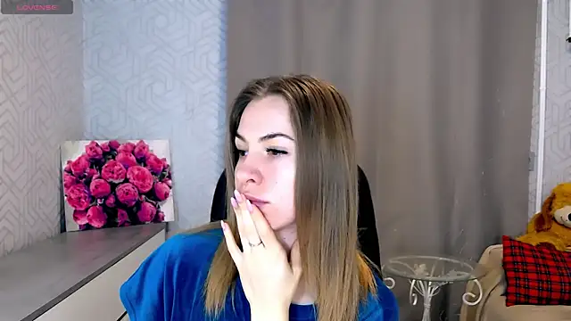 Naughty  Megan online show from 17, 3, 2025