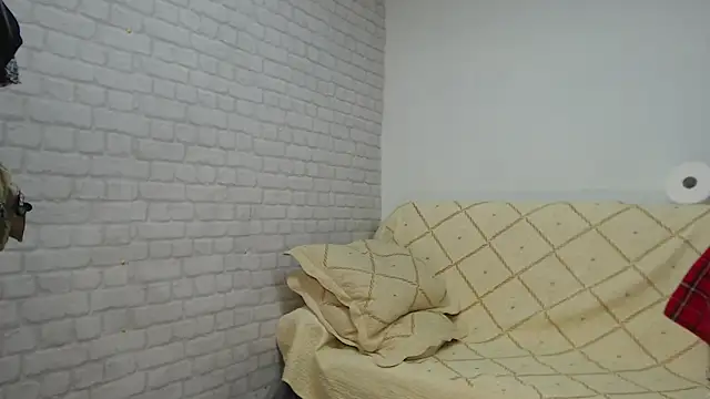 Snapshot of EmmaSquirt chatting on 14, 12, 2024 EmmaSquirt online show from 14, 12, 2024