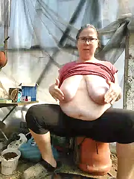 Snapshot of EmmaSquirt chatting on 20, 3, 2025 EmmaSquirt online show from 20, 3, 2025