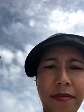 2HotAsain4u online show from 2, 12, 2024