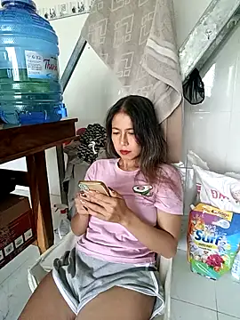 2HotAsain4u online show from 15, 2, 2025