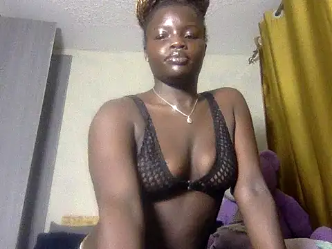 Snapshot of Mon_cherrie_ chatting on 16, 3, 2026 Mon cherrie online show from 16, 3, 2026