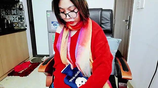 Miu-Le online show from 15, 12, 2025