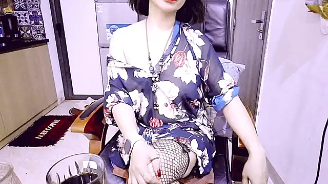 Miu-Le online show from 18, 4, 2026