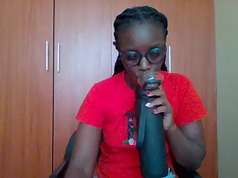 Snapshot of sexy_darleen23 chatting on 4, 2, 2026 sexy darleen23 online show from 4, 2, 2026