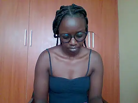 Snapshot of sexy_darleen23 chatting on 18, 2, 2026 sexy darleen23 online show from 18, 2, 2026