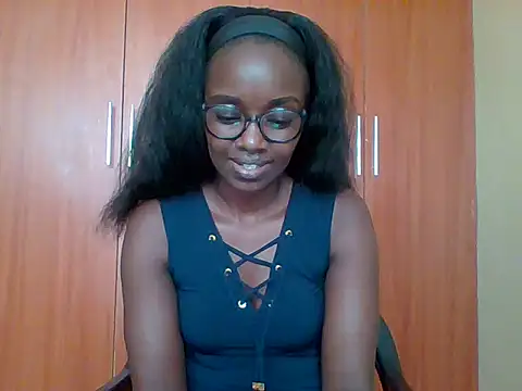 sexy darleen23 online show from 28, 4, 2026