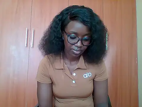 sexy darleen23 online show from 25, 6, 2026