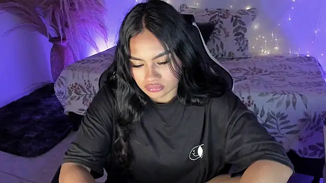 Riana Kean online show from 24, 4, 2026