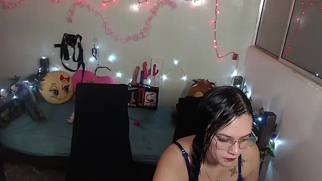 01antoniafranco online show from 17, 2, 2025