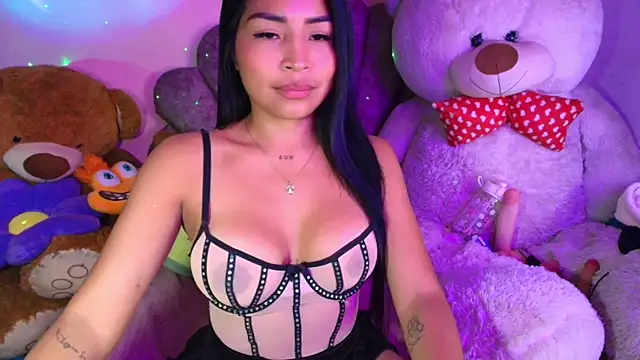 Snapshot of Pocahontascute_33 chatting on 25, 6, 2026 Pocahontascute 33 online show from 25, 6, 2026