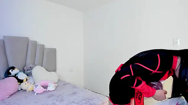 Alli cooper online show from 28, 2, 2025