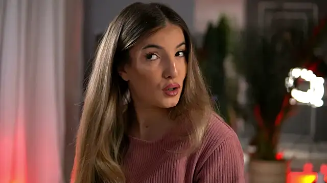 KellyMathews online show from 29, 11, 2025