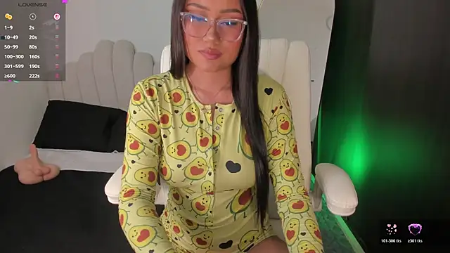 AmberLewis  online show from 16, 12, 2025