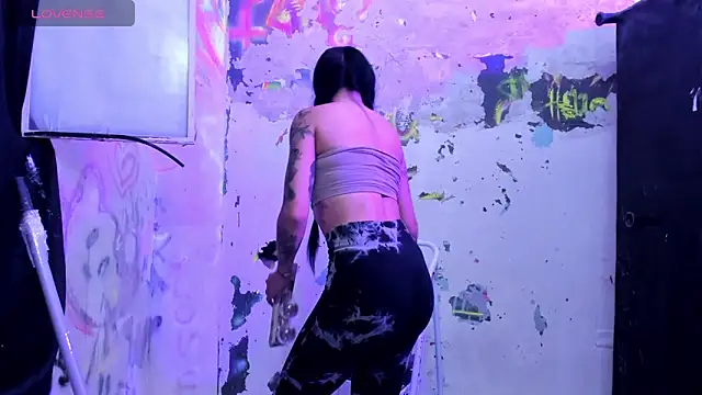 chaymae nah  online show from 9, 6, 2026