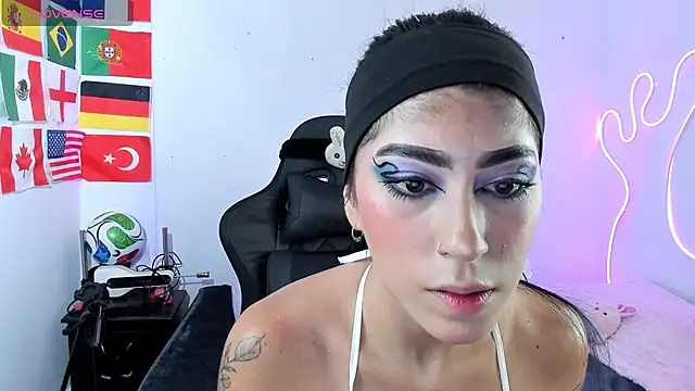 chaymae nah  online show from 23, 6, 2026