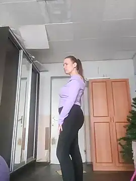 Evelina cute online show from 22, 2, 2025