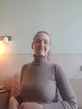 Evelina cute online show from 10, 9, 2025