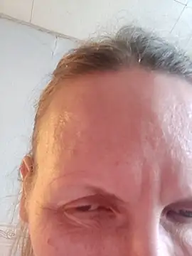 Evelina cute online show from 23, 4, 2026