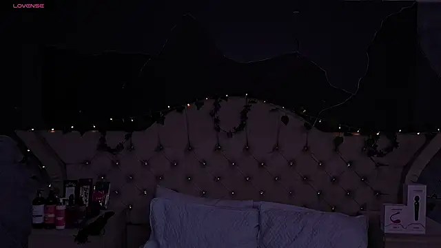 AmberGreyy  online show from 1, 3, 2026