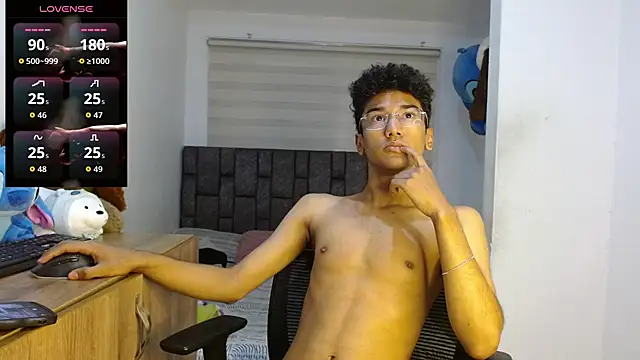 harrytwink18 online show from 12, 9, 2025