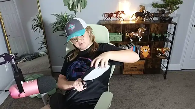 Snapshot of rodeobrii chatting on 4, 11, 2025 rodeobrii online show from 4, 11, 2025