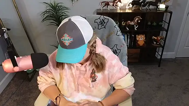 Snapshot of rodeobrii chatting on 25, 11, 2025 rodeobrii online show from 25, 11, 2025