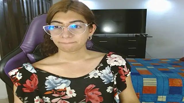 engielphoenis14 online show from 11, 7, 2026
