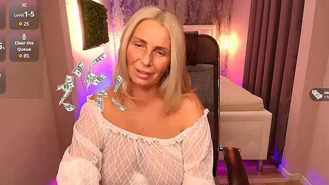 Scarlett Mai online show from 10, 9, 2025