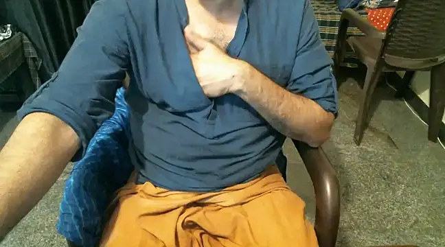 Snapshot of indianbull2023 chatting on 15, 1, 2025 indianbull2023 online show from 15, 1, 2025