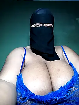 Snapshot of Loly_mor chatting on 1, 1, 2025 Loly mor online show from 1, 1, 2025