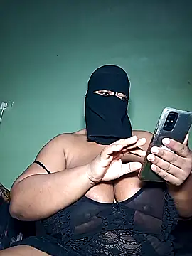 Snapshot of Loly_mor chatting on 1, 2, 2025 Loly mor online show from 1, 2, 2025