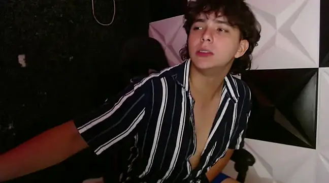 Dani cumboy online show from 9, 2, 2025