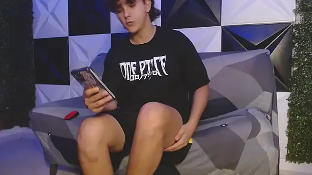 Dani cumboy online show from 9, 3, 2025