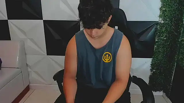 Dani cumboy online show from 4, 10, 2025