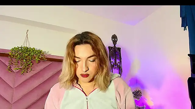 TomLondon  online show from 14, 10, 2025