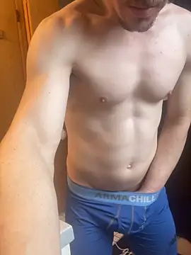 Lilsmokeshow017 online show from 6, 2, 2025