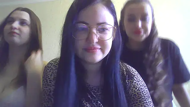 German Eva online show from 10, 3, 2025