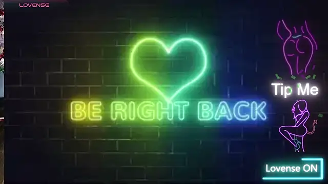 Snapshot of MrAndMrsCrook chatting on 9, 1, 2026 MrAndMrsCrook online show from 9, 1, 2026