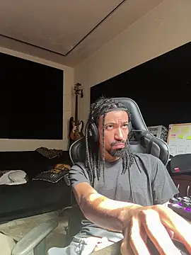 hotcamboy420 online show from 27, 4, 2026