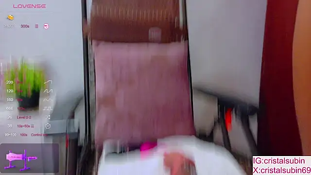 Snapshot of cristal_subin69 chatting on 27, 9, 2025 cristal subin69 online show from 27, 9, 2025