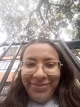 karlamorris  online show from 9, 9, 2025