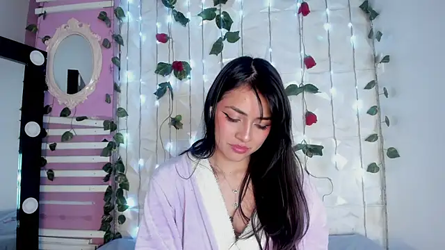 Sophy SmileSweet online show from 7, 3, 2025