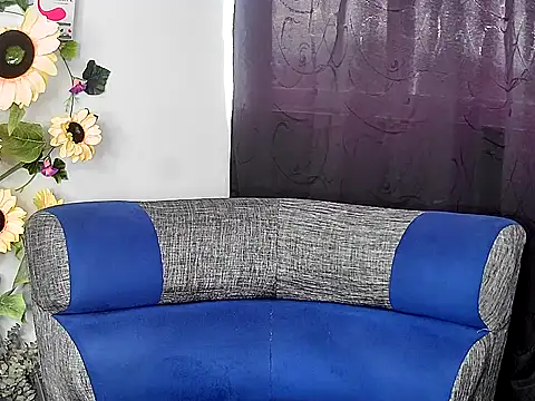 Loraine Ortiz online show from 18, 11, 2025