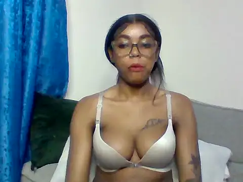 Snapshot of _crystal_princesss chatting on 9, 1, 2026 crystal princesss online show from 9, 1, 2026