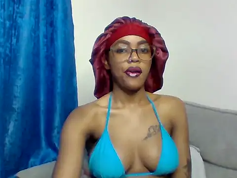 Snapshot of _crystal_princesss chatting on 4, 2, 2026 crystal princesss online show from 4, 2, 2026