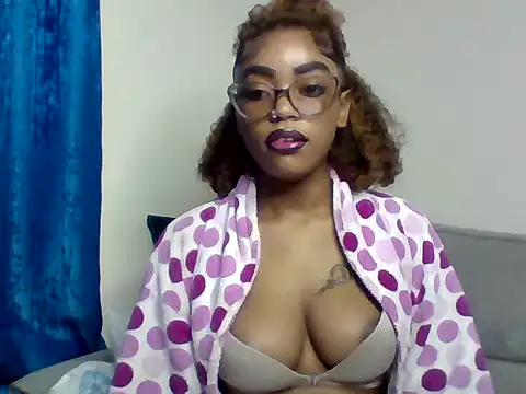 Snapshot of _crystal_princesss chatting on 10, 2, 2026 crystal princesss online show from 10, 2, 2026