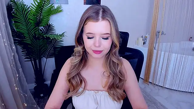 FollowLovee online show from 15, 2, 2025